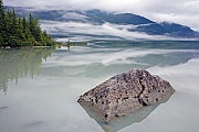Blick vom Mendenhall See zum Mendenhall Gletscher, Juneau  -  Alaska, View from Mendenhall lake to the Mendenhall glacier
