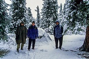 v.r.Andreas, Perry und Rainer - Wintereinbruch am 11. September, Denali-Nationalpark - (Alaska), f.r.Andreas, Perry and Rainer - Onset of winter in September