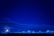 Vollmond ueber der Alaskakette, Denali Nationalpark  - Alaska, Full moon over the Alaska range